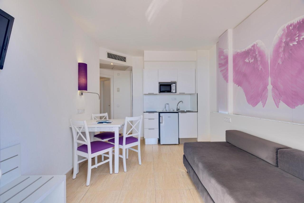 Aparthotel Tropic Garden Santa Eularia des Riu Exteriör bild