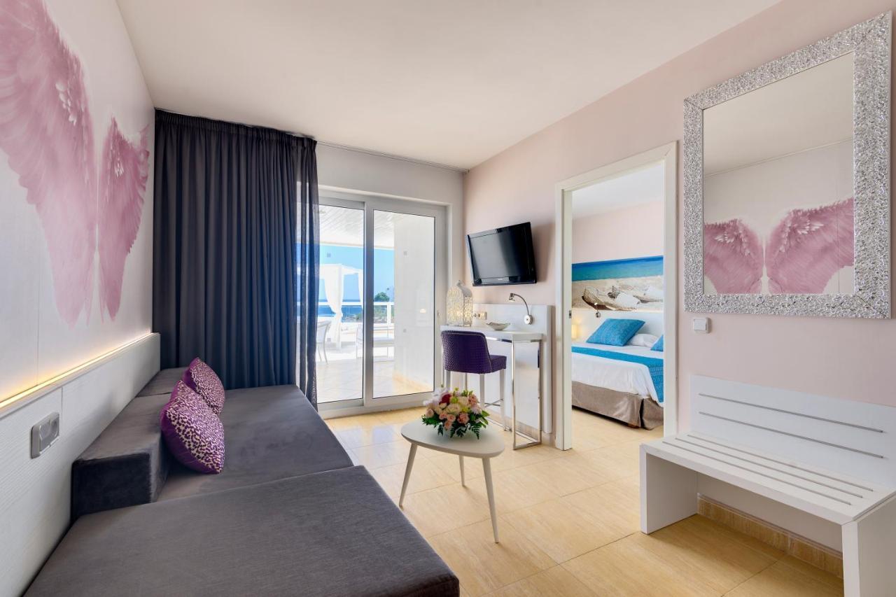 Aparthotel Tropic Garden Santa Eularia des Riu Exteriör bild