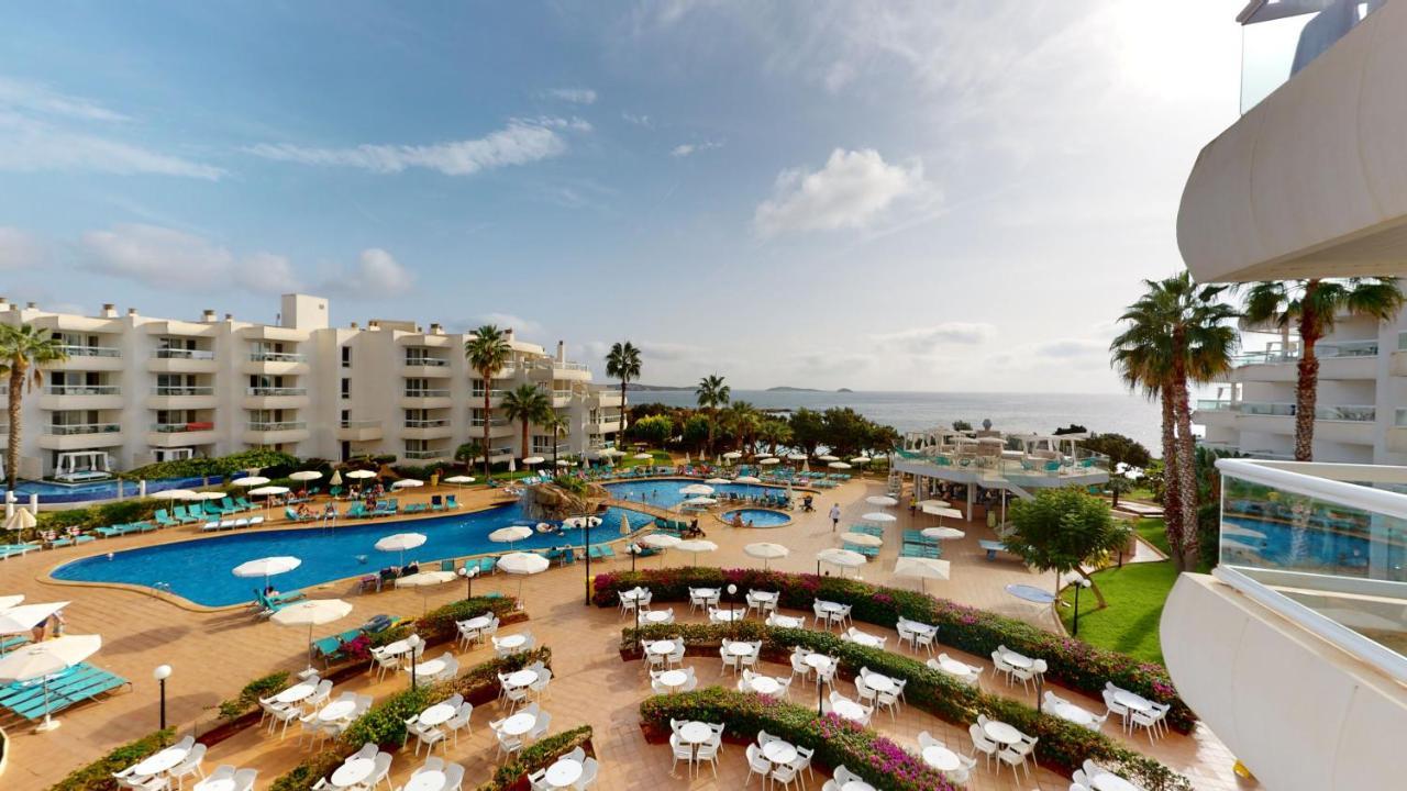 Aparthotel Tropic Garden Santa Eularia des Riu Exteriör bild