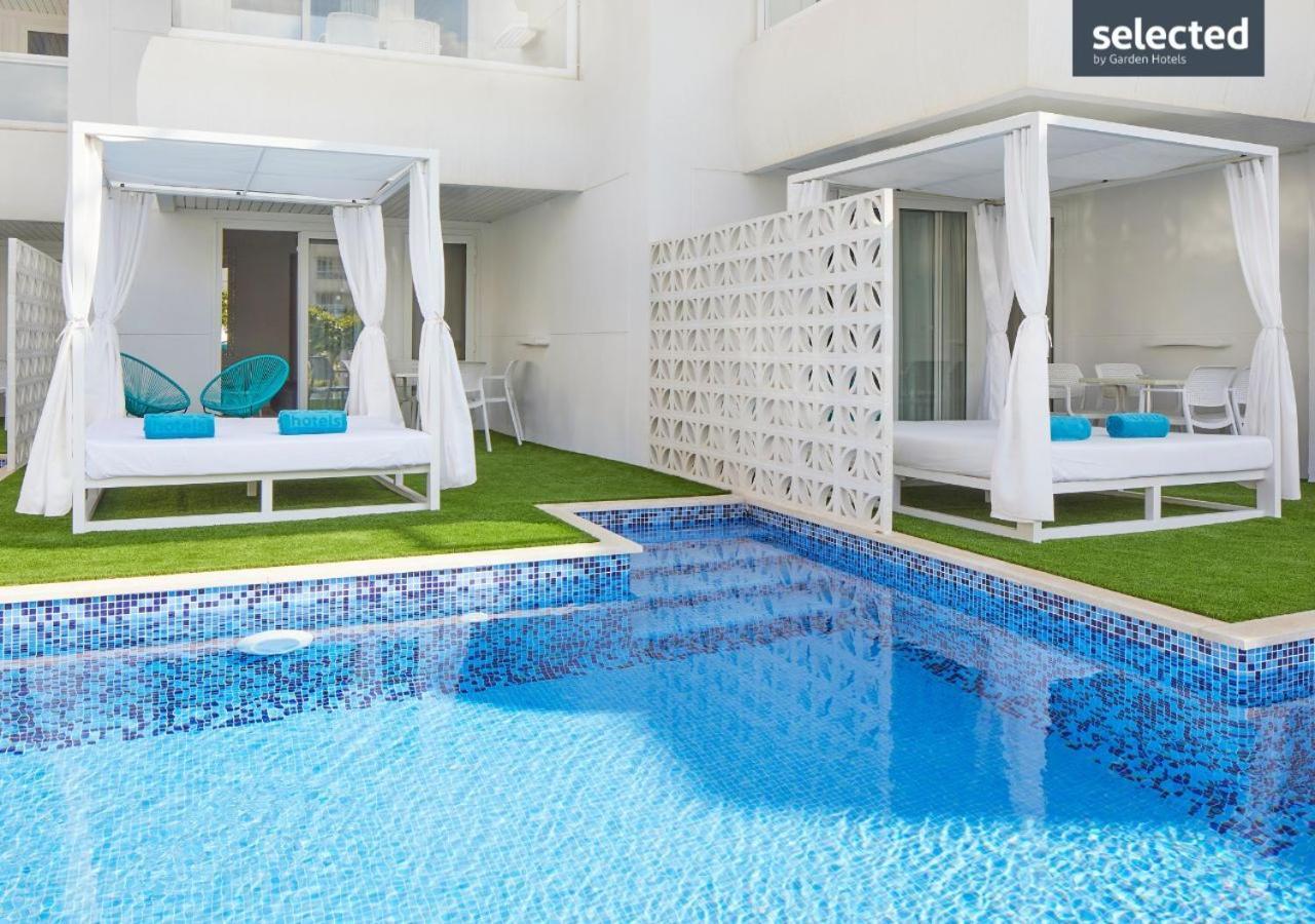 Aparthotel Tropic Garden Santa Eularia des Riu Exteriör bild