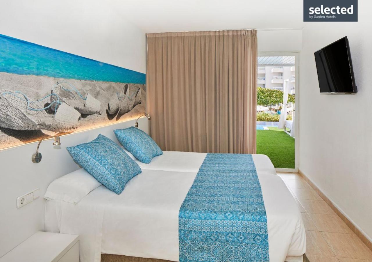 Aparthotel Tropic Garden Santa Eularia des Riu Exteriör bild