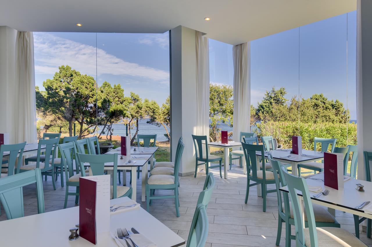 Aparthotel Tropic Garden Santa Eularia des Riu Exteriör bild