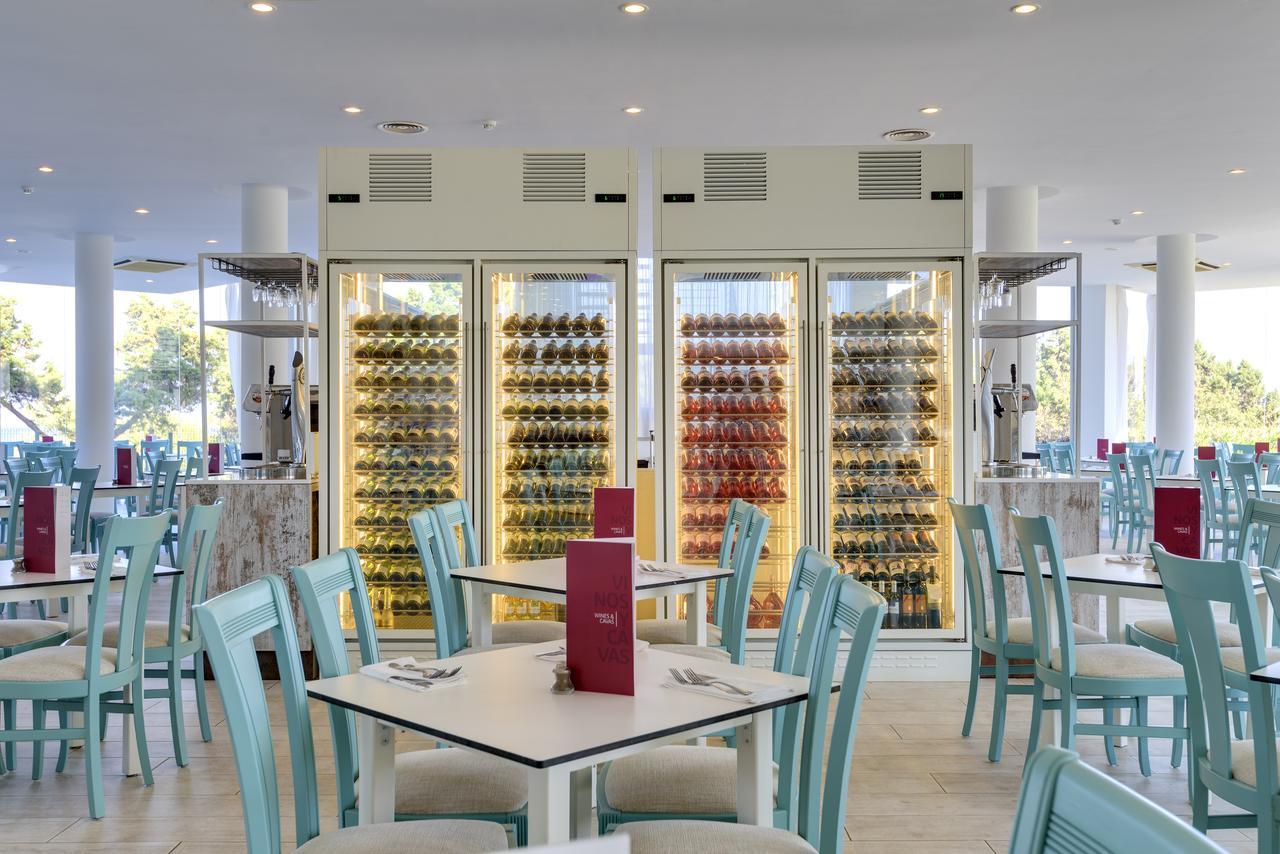 Aparthotel Tropic Garden Santa Eularia des Riu Exteriör bild