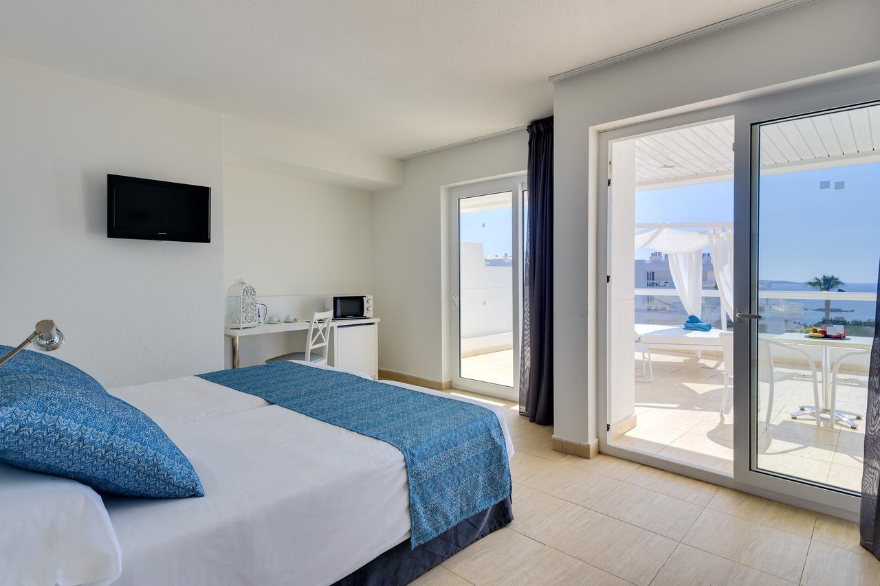 Aparthotel Tropic Garden Santa Eularia des Riu Exteriör bild